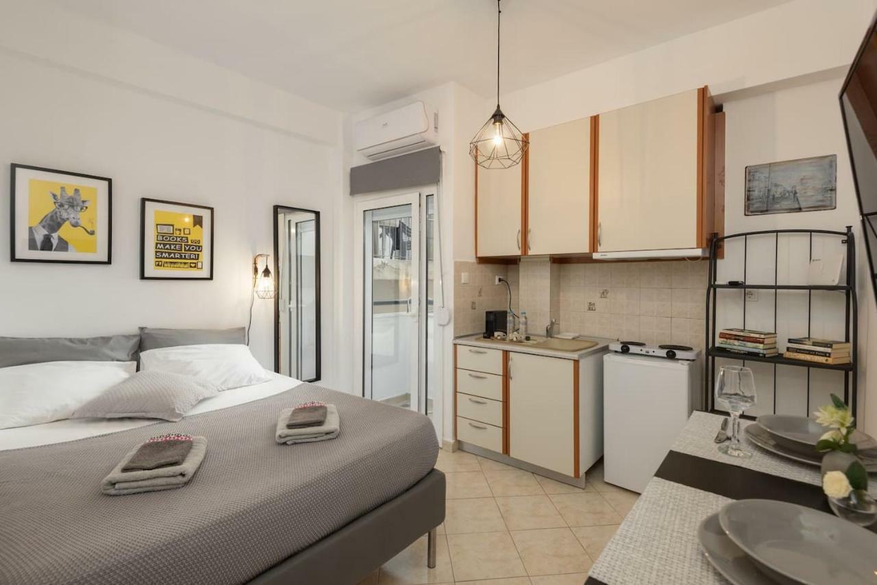 Central Studio! Fiber Wifi, Ac, Private, Self Check-In! Thessaloniki Buitenkant foto