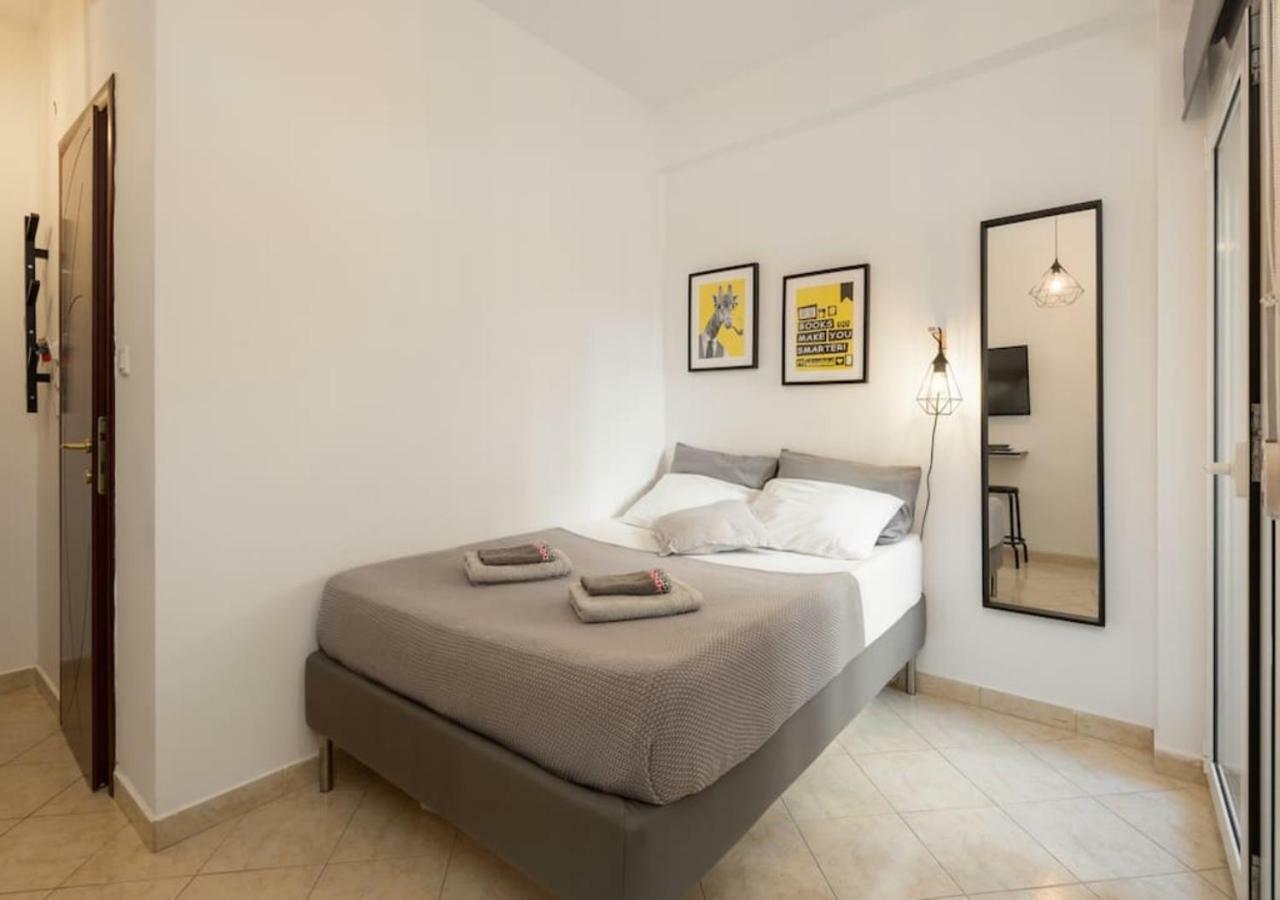 Central Studio! Fiber Wifi, Ac, Private, Self Check-In! Thessaloniki Buitenkant foto